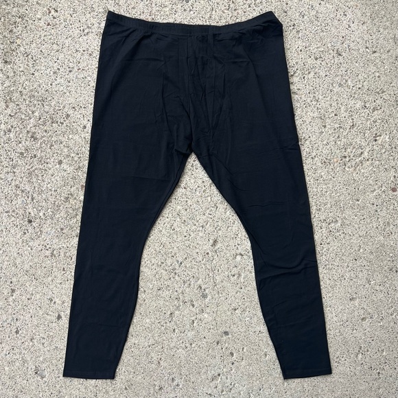 Leggings with pink lace up & skulls with bow - Picture 2 of 5